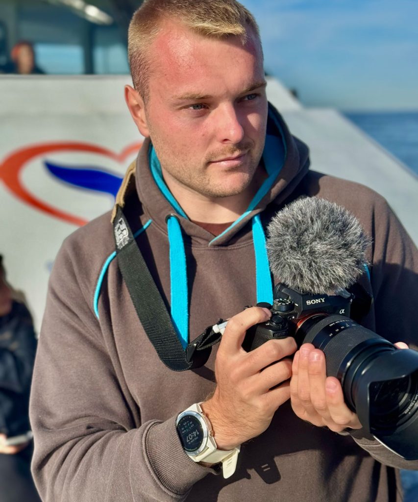 Tom Scientist Marine Biologist Barefoot Whale Watching Sydney Harbour Crew